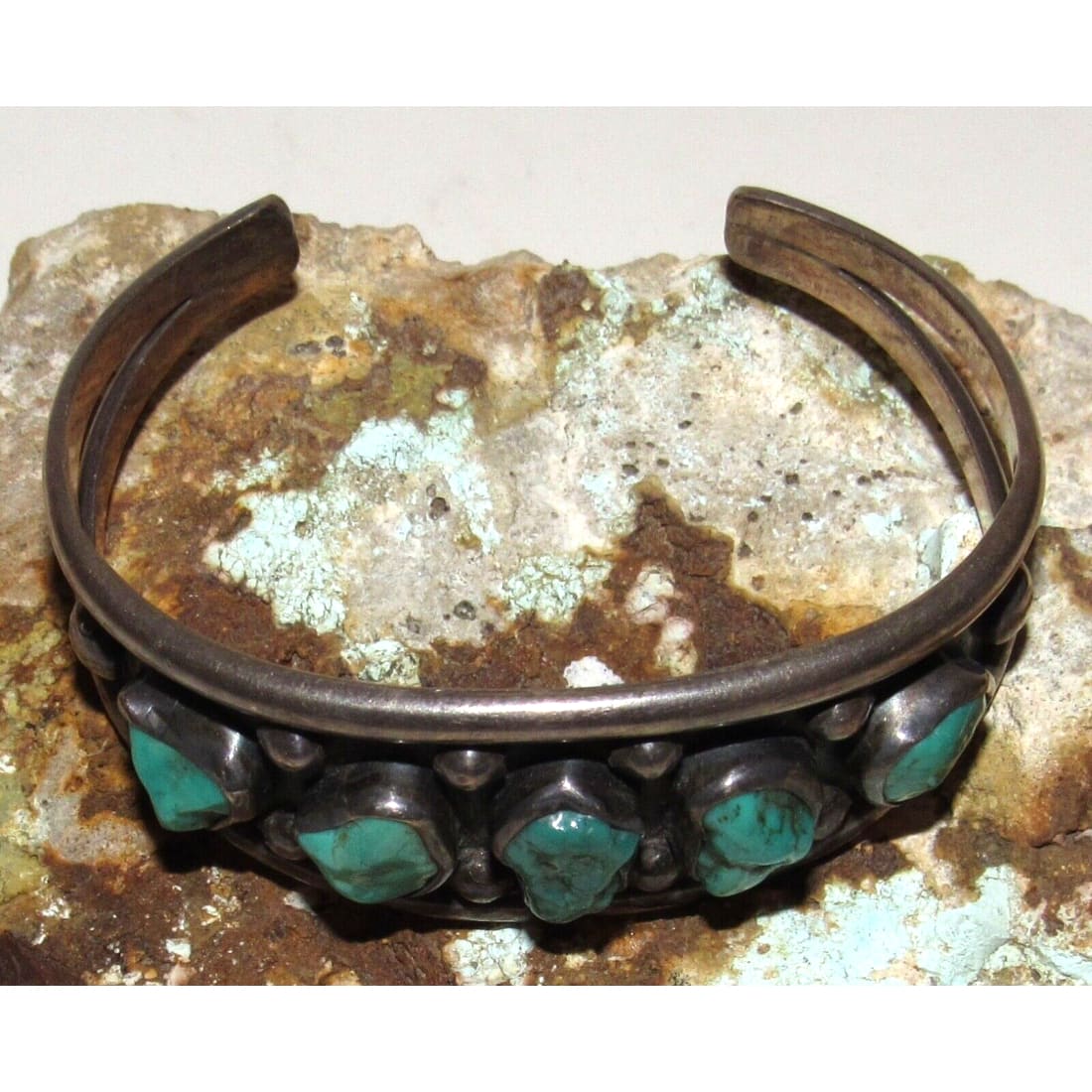 Old Pawn Navajo Cerillos Turquoise Cuff Bracelet Sterling