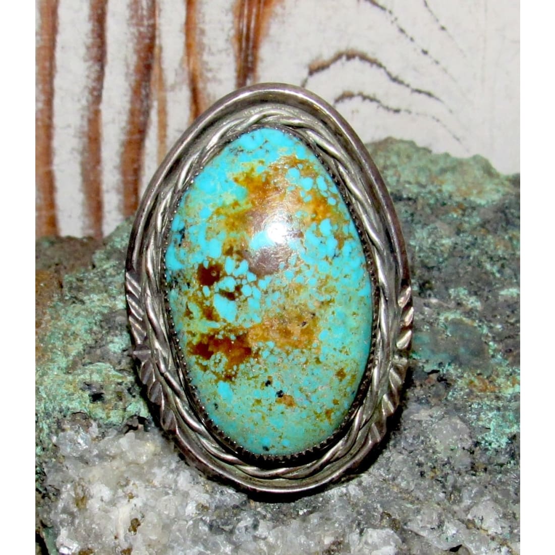 Old Pawn Navajo Cerrillos Turquoise Statement Ring Size 7