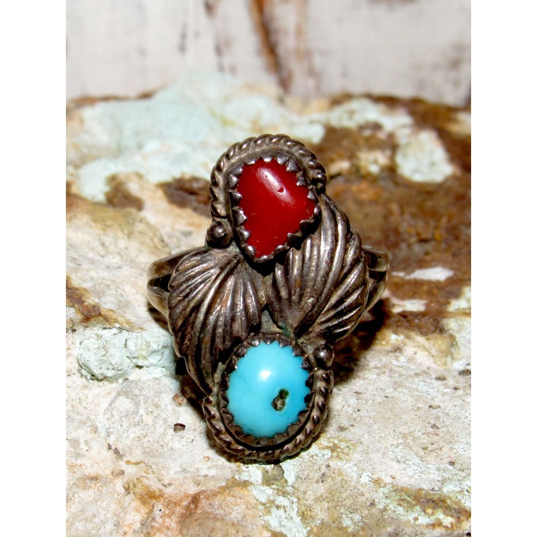 Old Pawn Navajo Turquoise Coral Ring Size 6 Sterling Silver