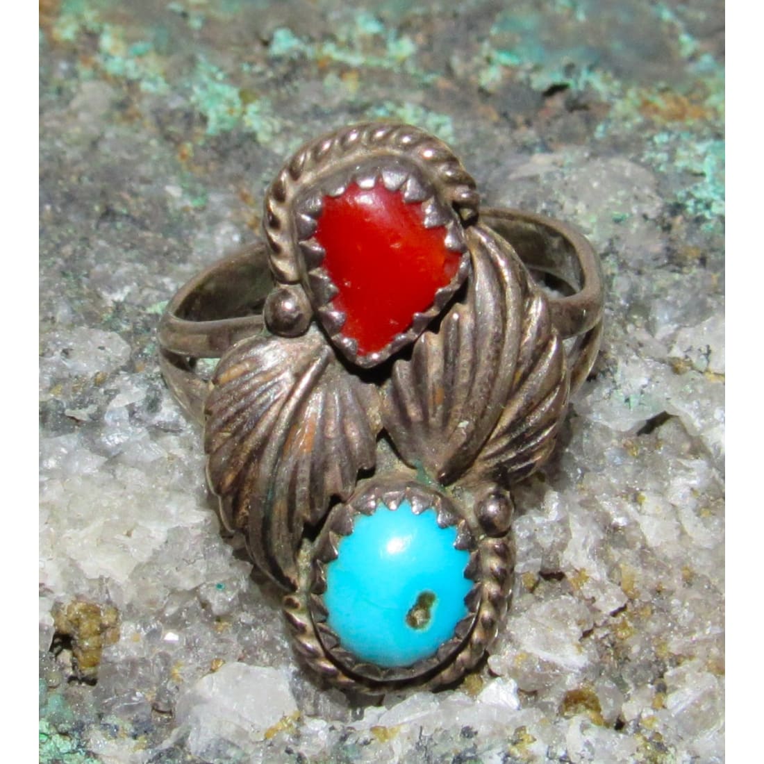 Old Pawn Navajo Turquoise Coral Ring Size 6 Sterling Silver