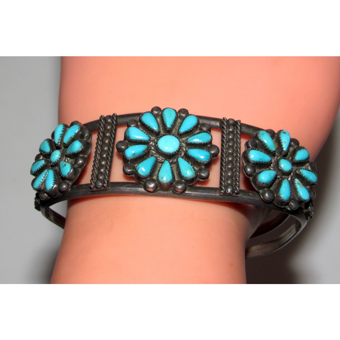 Old Pawn Zuni Turquoise Cluster Cuff Bracelet Turquoise