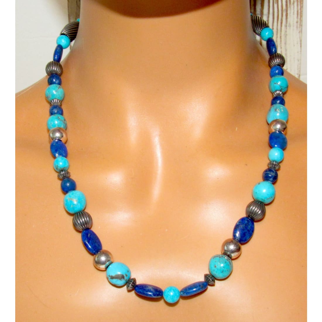 Relios Southwestern Turquoise Bead Heishi Choker Necklace