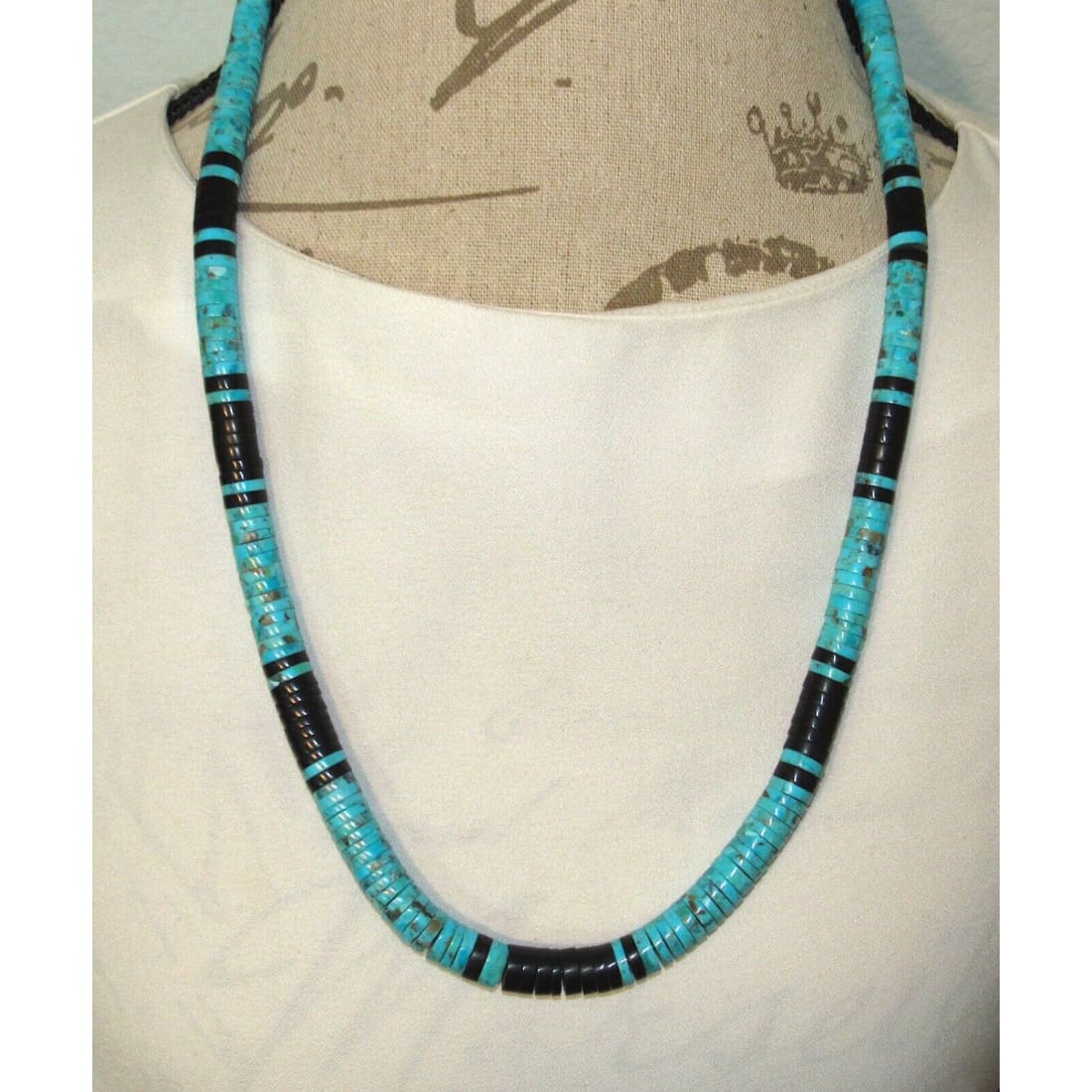 Santo Domingo Kingman Black Onyx Heishi Necklace Lupe