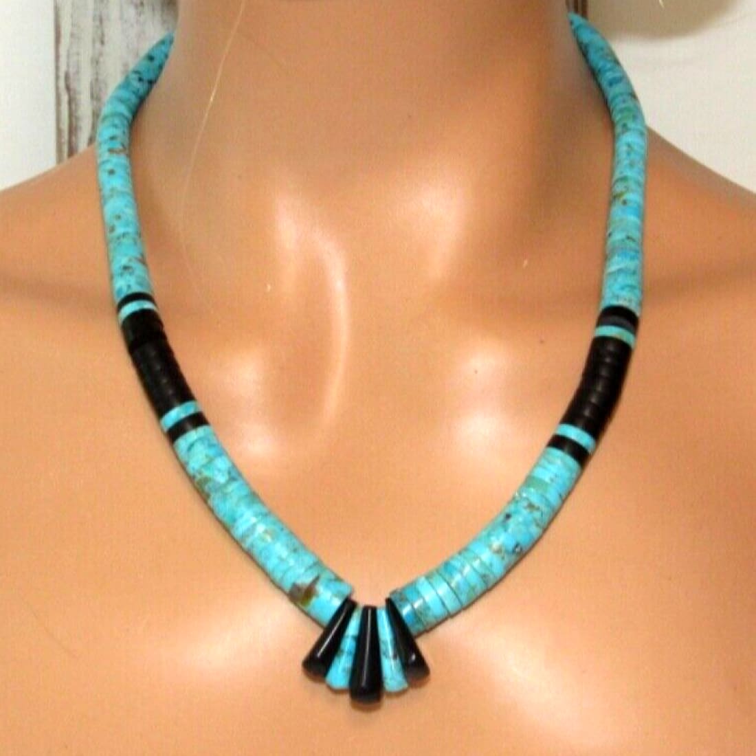 Santo Domingo Kingman Black Onyx Heishi Necklace Lupe