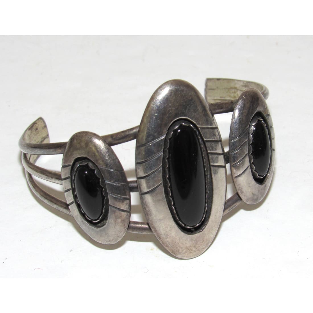 VTG Navajo Onyx Statement Cuff Bracelet Sterling Silver