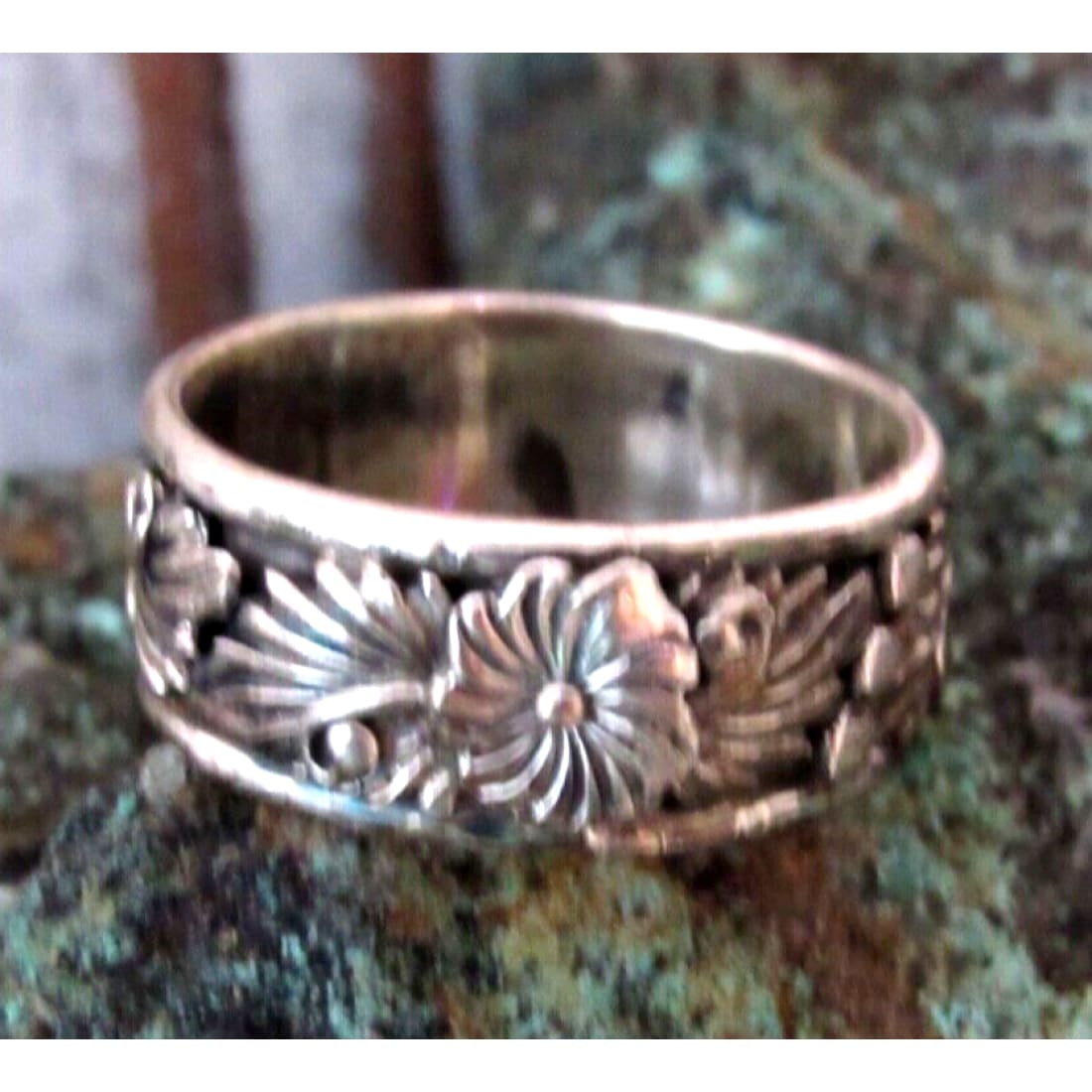 VTG Navajo Squash Blossom Band Ring Size 9 Sterling Silver