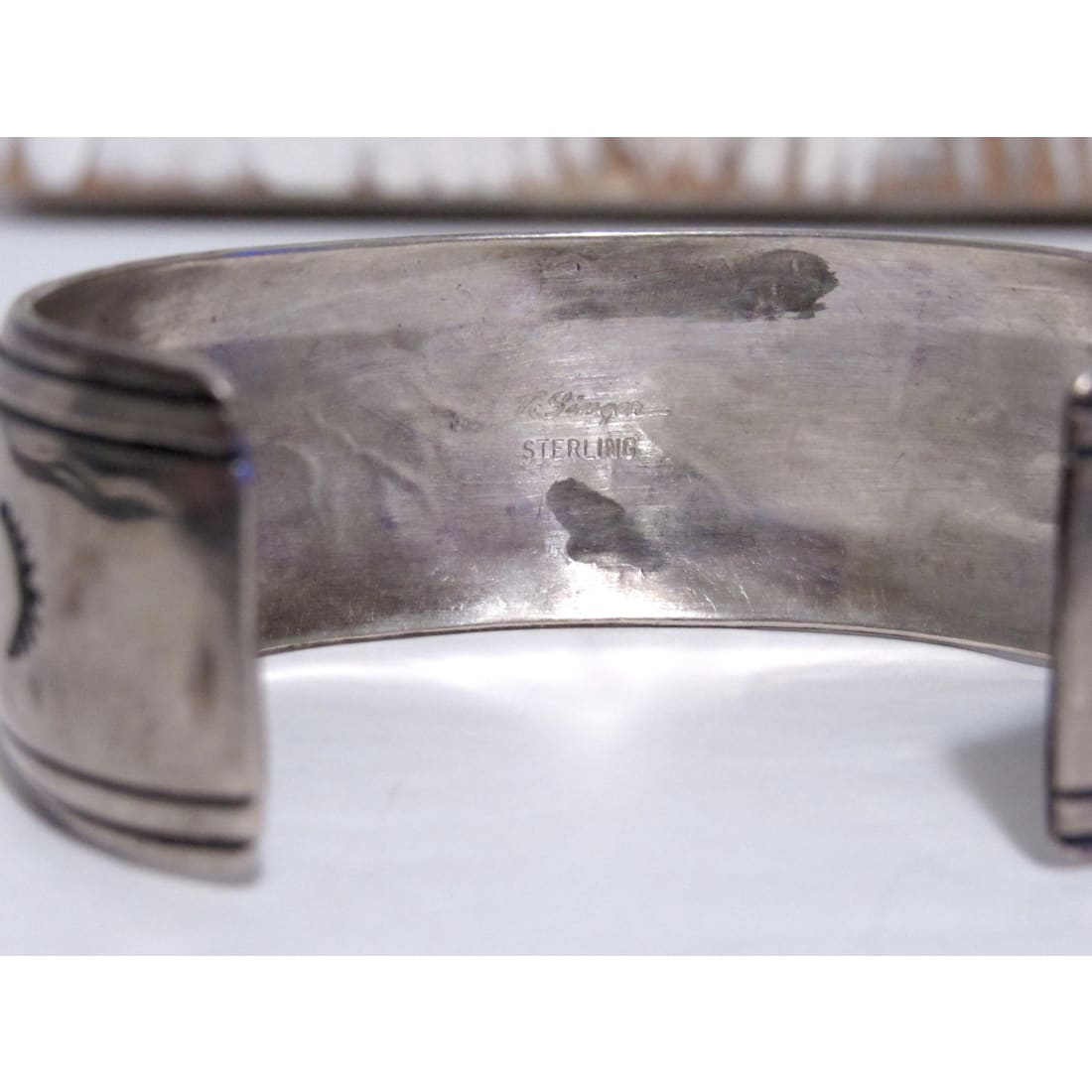 VTG Navajo Tommy Singer Elk Cuff Bracelet Sterling Silver