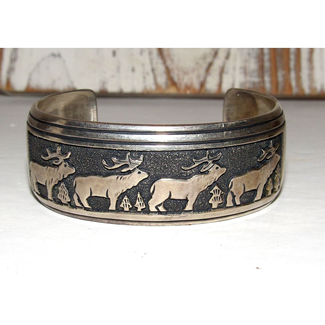 VTG Navajo Tommy Singer Elk Cuff Bracelet Sterling Silver