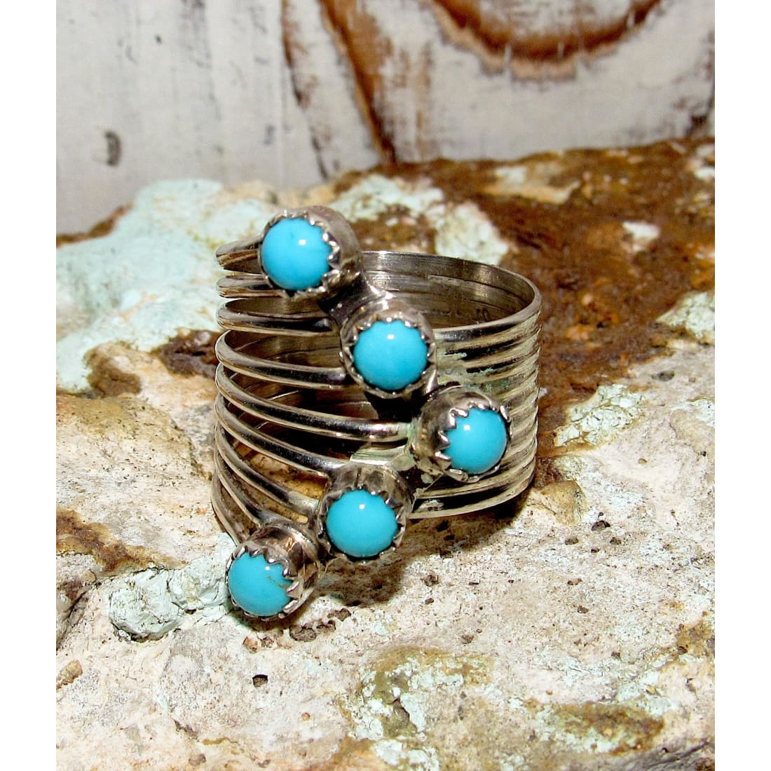 Zuni Snake Eye Turquoise Cluster Ring Size 8 Sterling