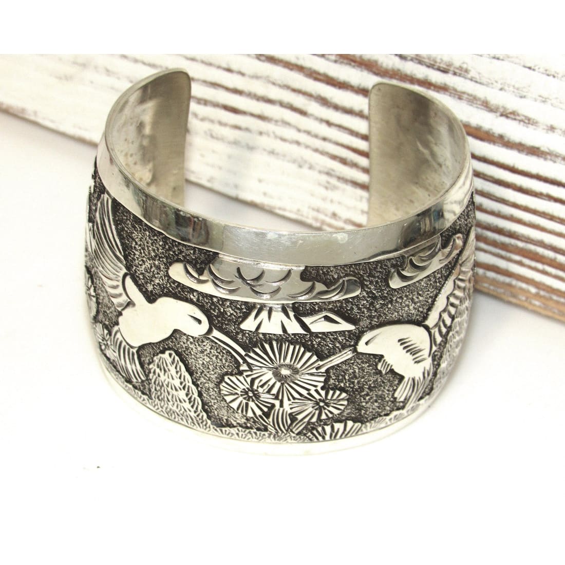 Huge Navajo Sterling Silver Hummingbirds Storyteller Cuff Bracelet Vintage Pawn Native American 90 GR The Southwestern Style Gallery
