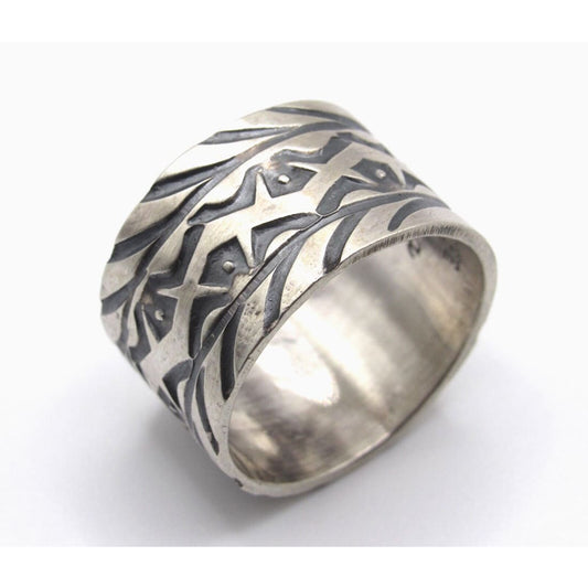 Native American Sterling Silver Band Ring Size 11 Signed San