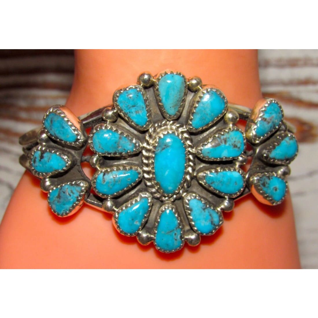 Navajo Kingman Turquoise Cluster Cuff Bracelet Sterling 