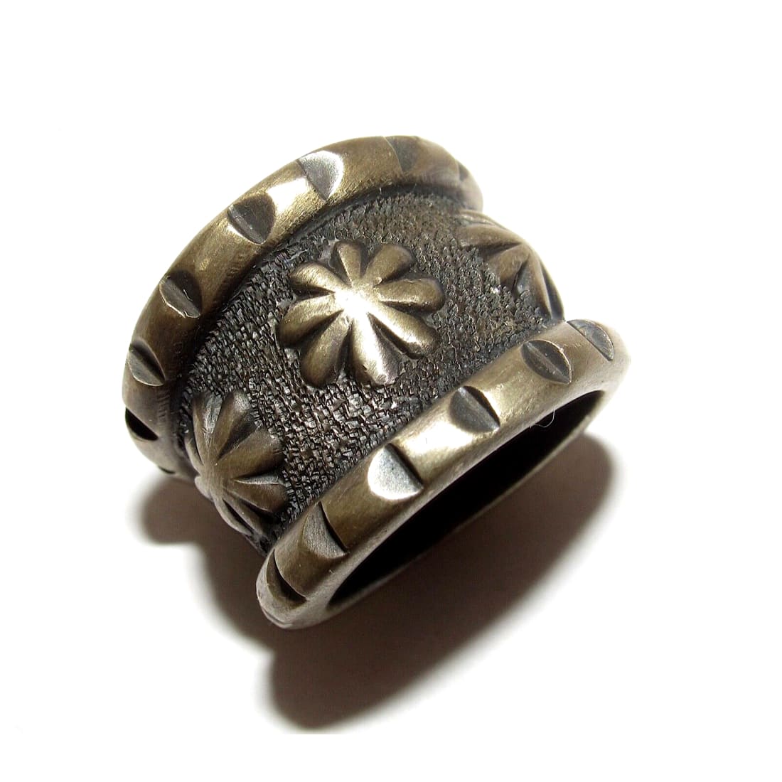 Navajo MONTY CLAW Ring Size 9 Tufa Cast Sterling Silver 