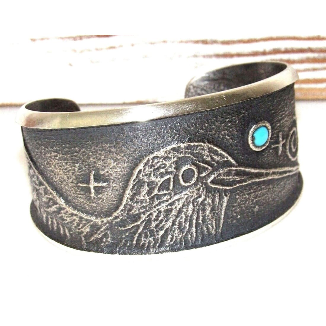 Navajo Monty Claw Tufa Cast Sterling Silver Hummingbird Cuff Bracelet Turquoise Native American