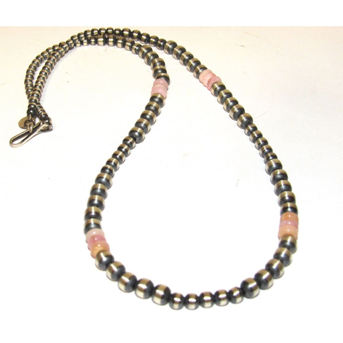 Navajo Pearls Choker Necklace Sterling Silver Pink Shell 18 