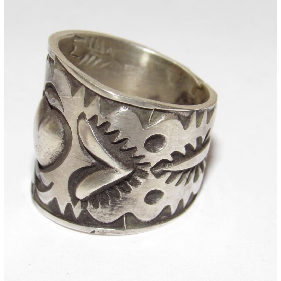 Navajo R.Willie Heart Ring Sz 6 Sterling Silver Signed Band 