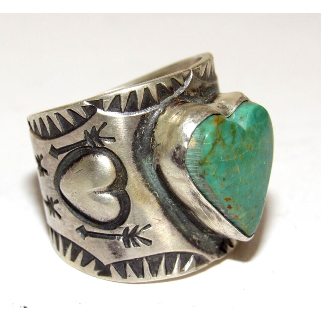 Navajo R.Willie Turquoise Heart Ring Sz 8 Sterling Silver 