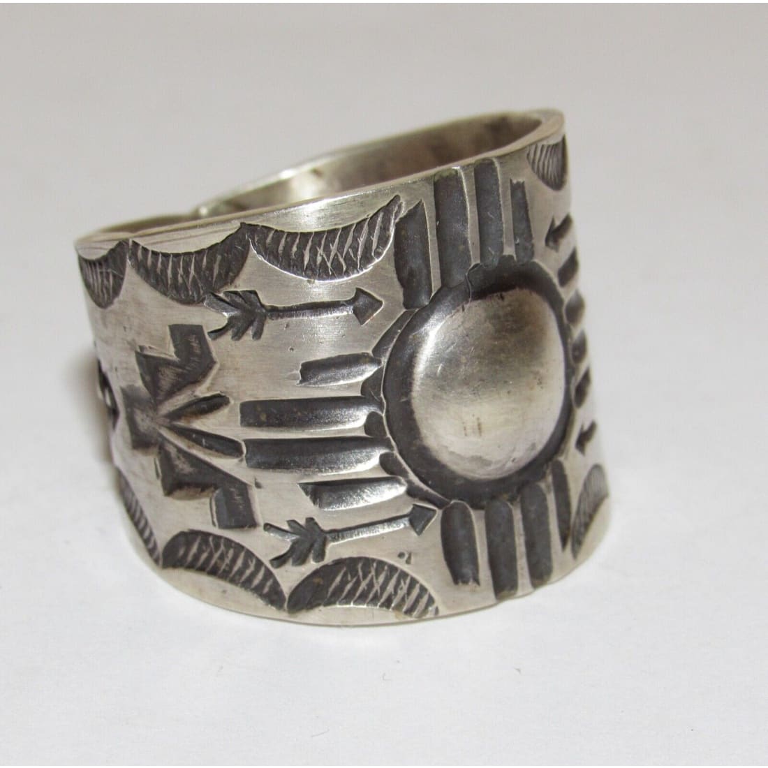 Navajo R.Willie Zia Ring Sz 14 Sterling Silver Signed Band 