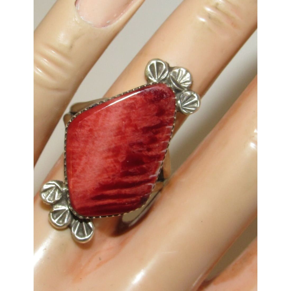 Navajo Red Spiny Ring Size 8 Sterling Silver Native American