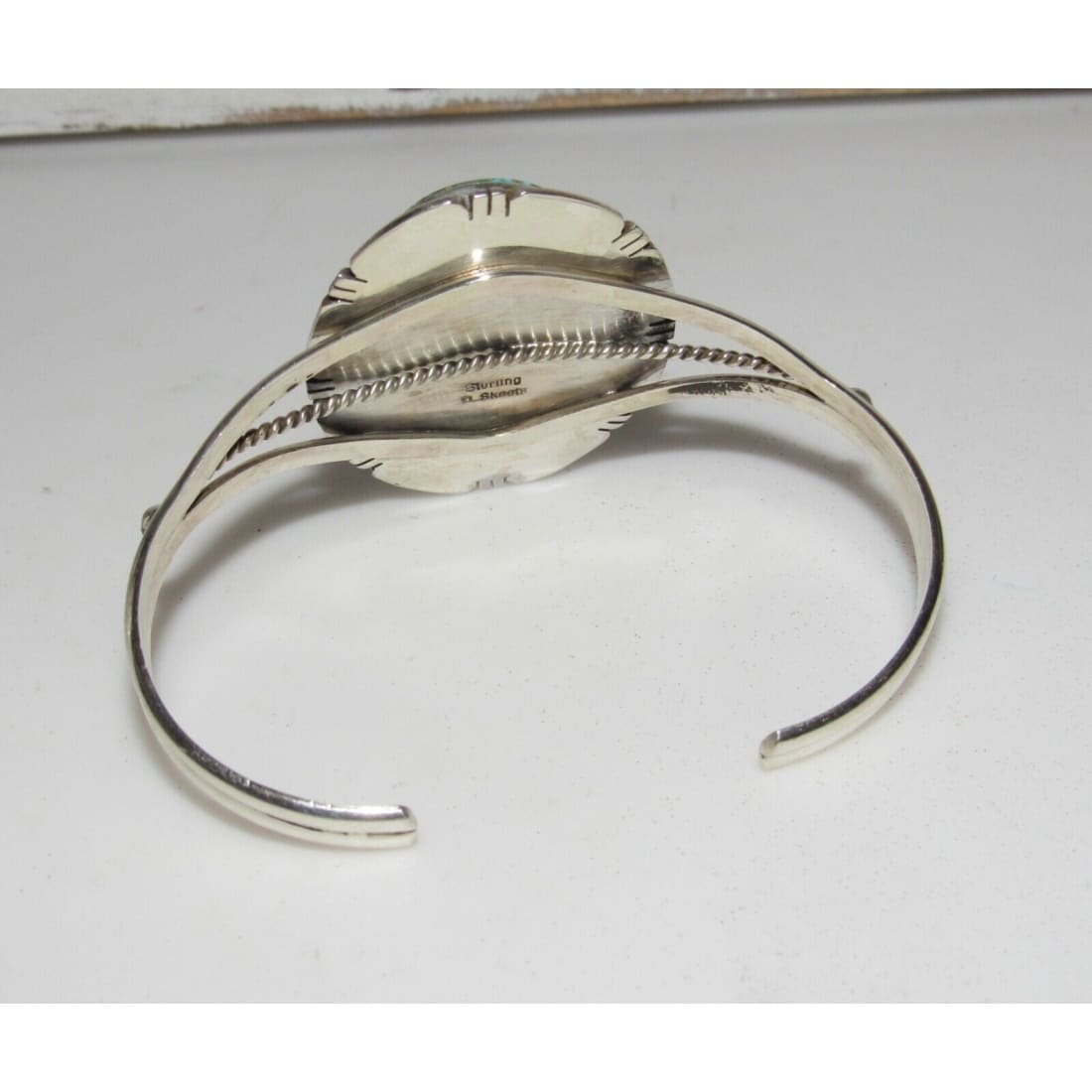 Navajo Spiderweb Kingman Turquoise Sterling Cuff Bracelet 