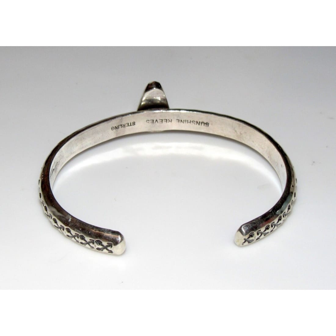 Navajo SUNSHINE REEVES Hand Stamped Ingot Arrows Carico Lake