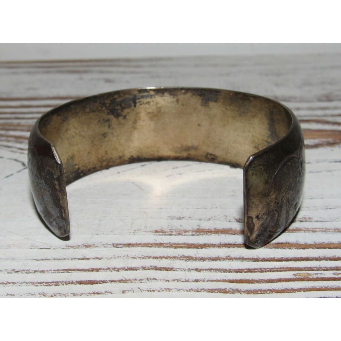 Old Pawn Navajo Cuff Bracelet Mediterranean Coral Sterling Silver Shadowbox Old Pawn