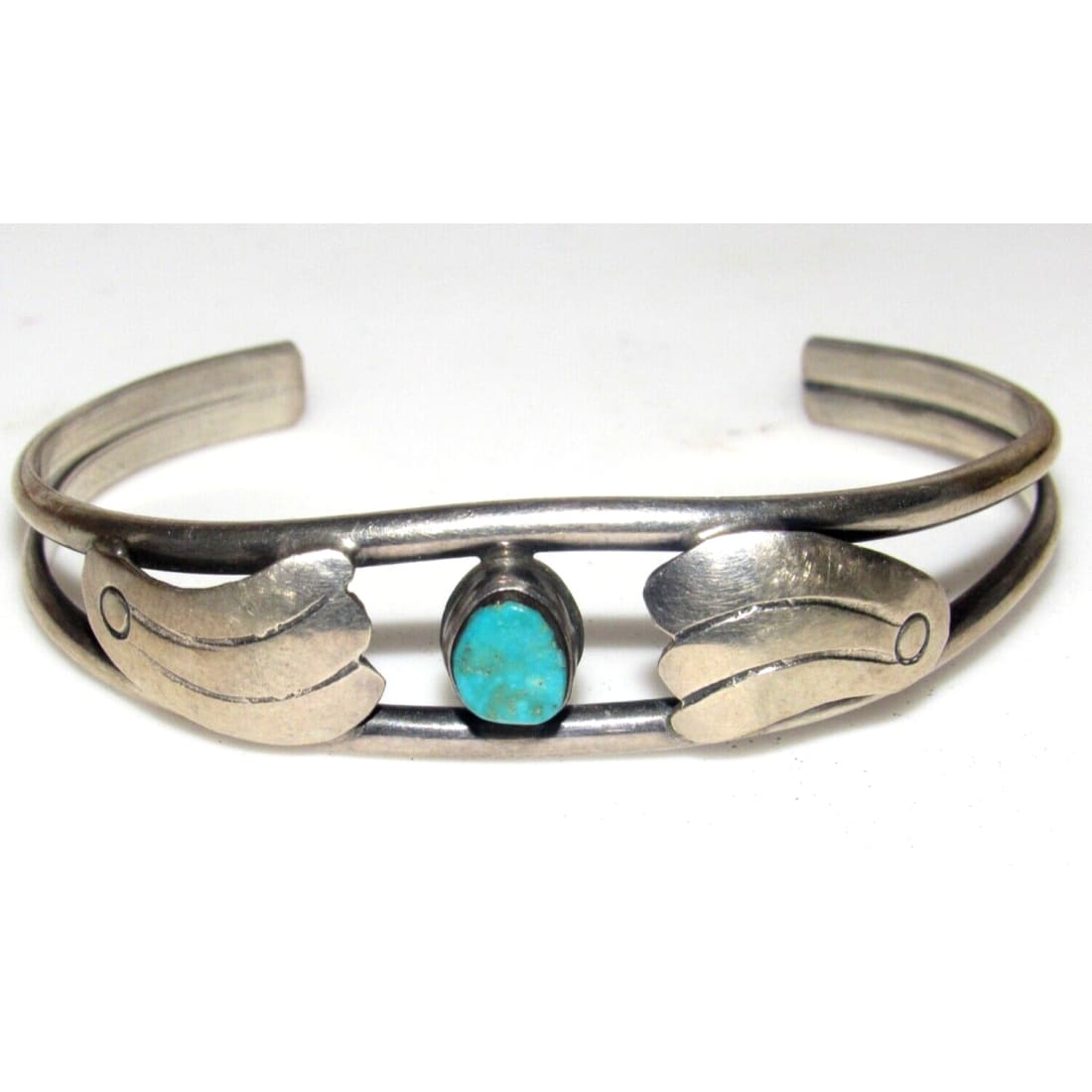 Old Pawn Navajo Cuff Bracelet Sterling Silver Turquoise 