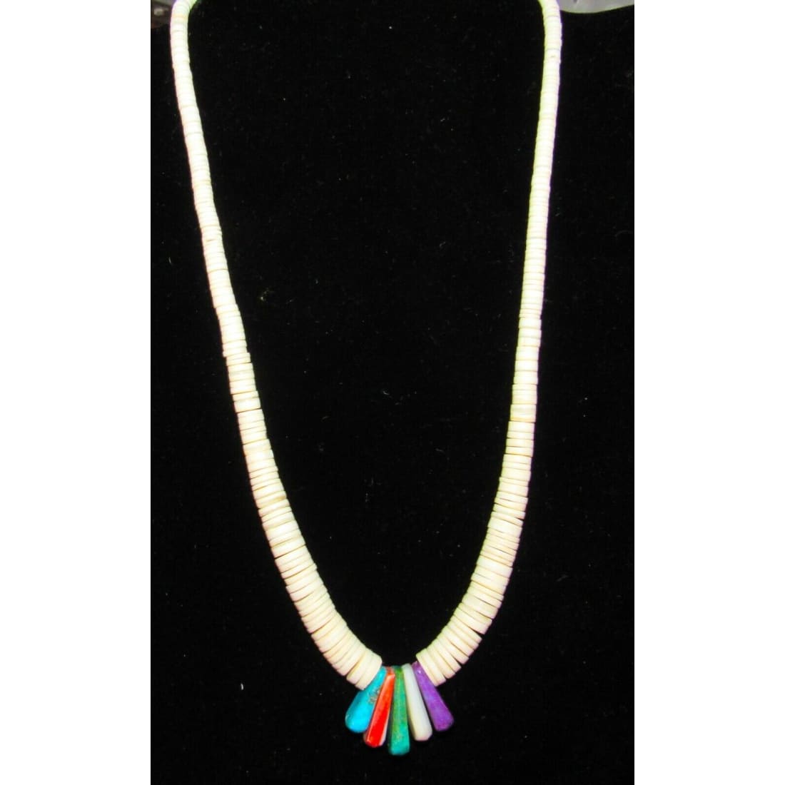 Santo Domingo Heishi Necklace Lupe Lovato White Shell 
