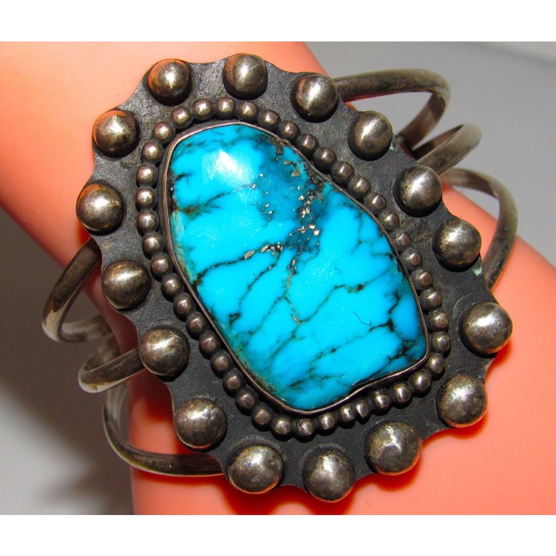 VTG Huge Navajo Sterling Kingman Turquoise Statement Cuff 