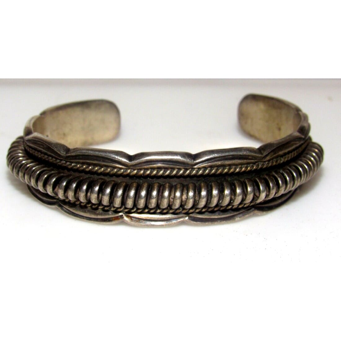 VTG Navajo Carinated Cuff Bracelet Benjamin Piaso Sterling 