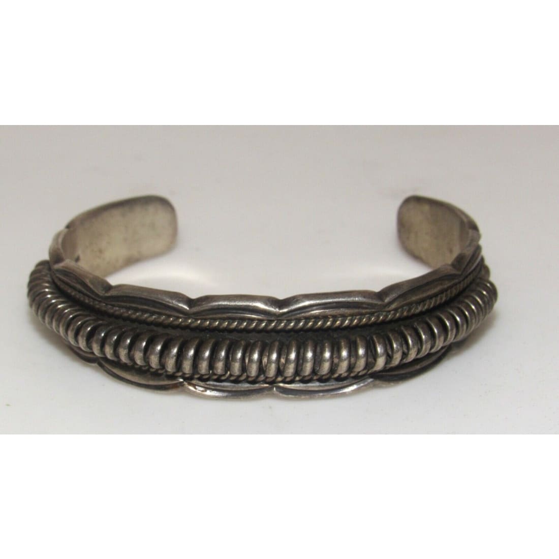 VTG Navajo Carinated Cuff Bracelet Benjamin Piaso Sterling 