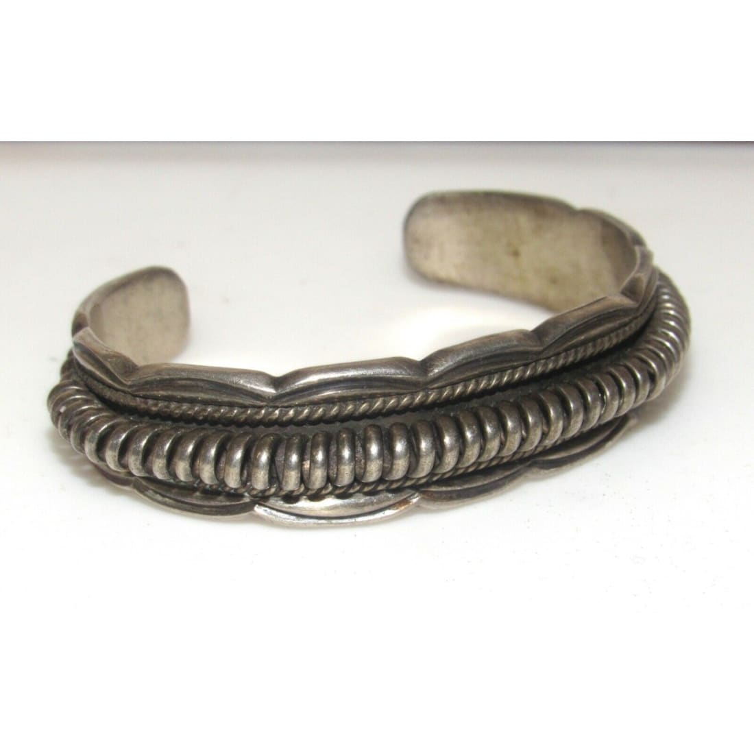 VTG Navajo Carinated Cuff Bracelet Benjamin Piaso Sterling 