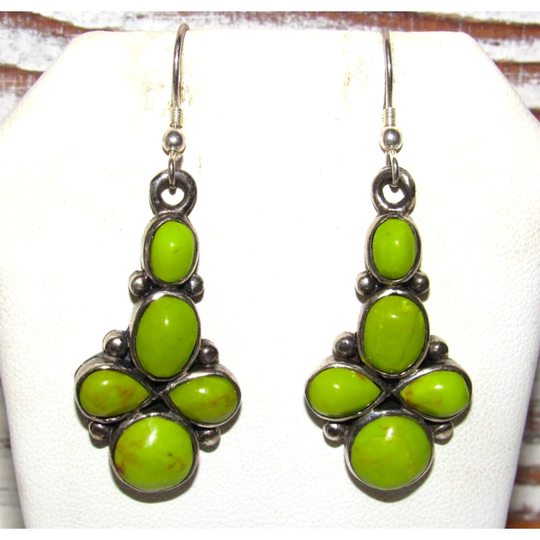 VTG Navajo Gaspeite Cluster Dangle Earrings Sterling Silver 