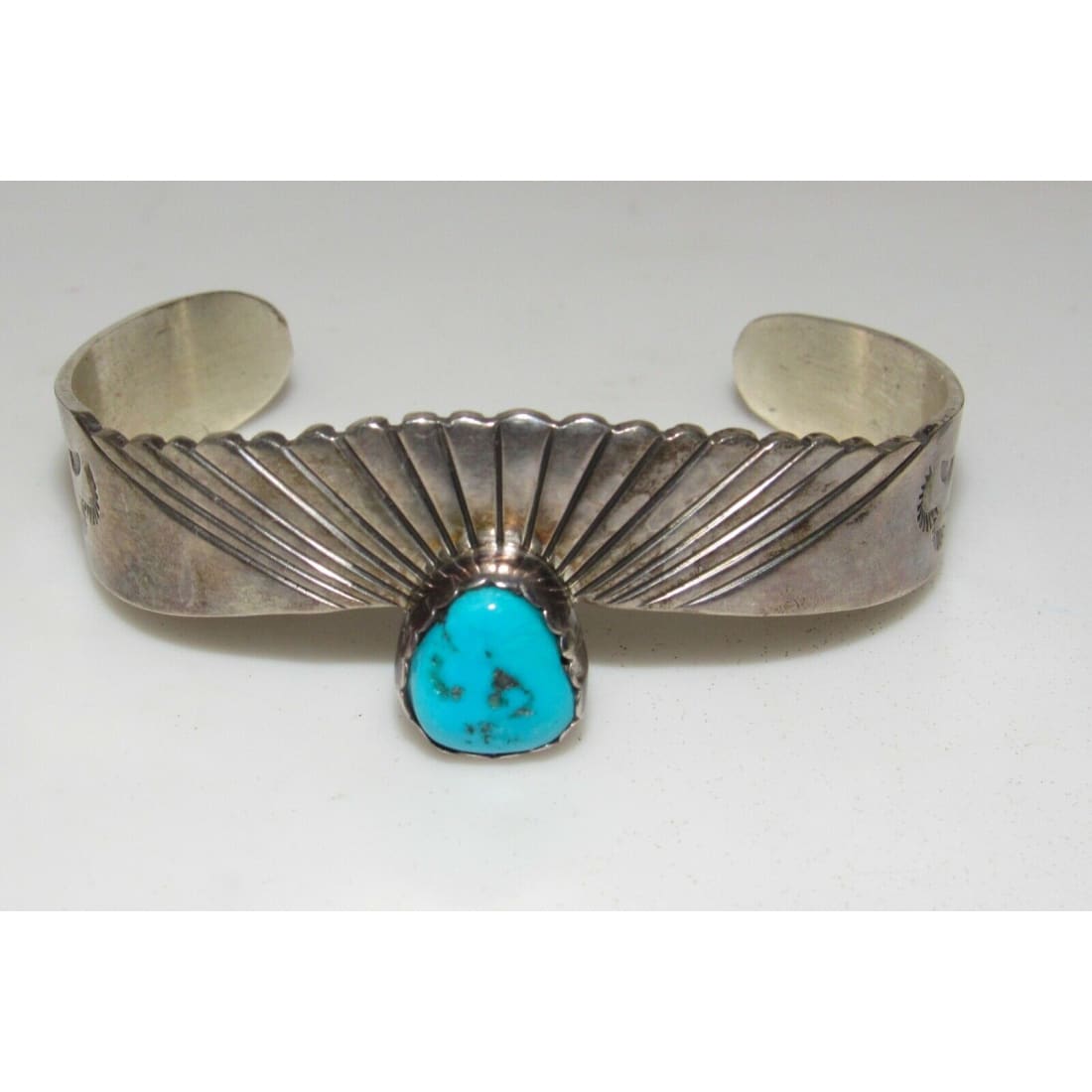 VTG Navajo Kingman Turquoise Cuff Bracelet Sterling Silver 