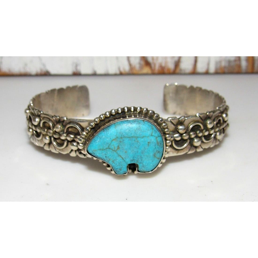 VTG Navajo Turquoise Bear Cuff Bracelet Sterling Silver 