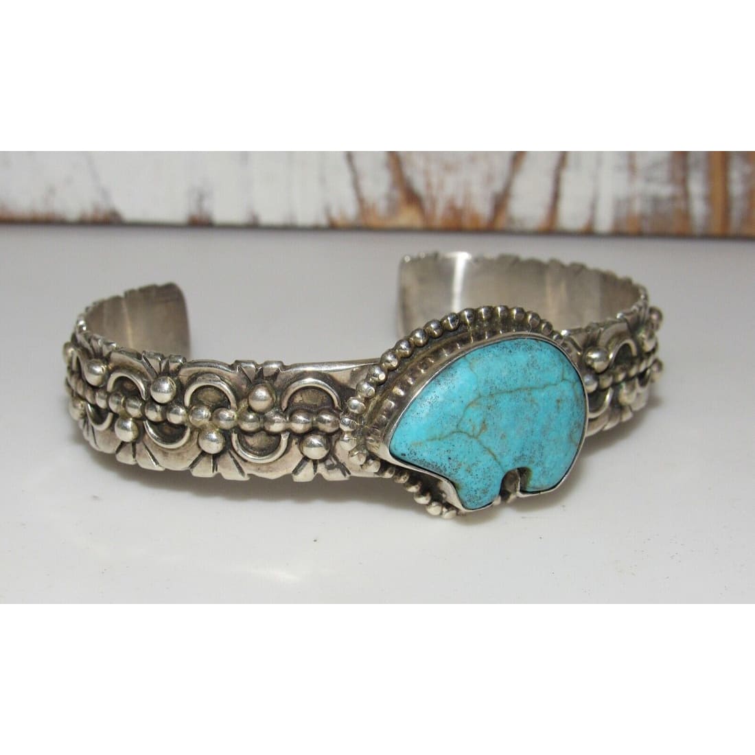 VTG Navajo Turquoise Bear Cuff Bracelet Sterling Silver 