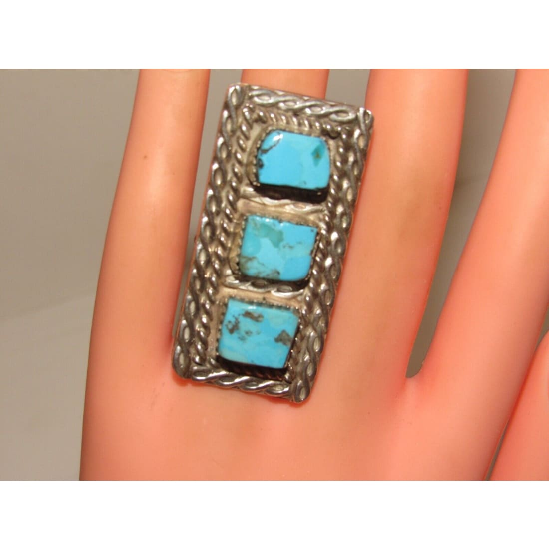 VTG Navajo Turquoise Ring Size 8 Sterling Silver 3 Stone 