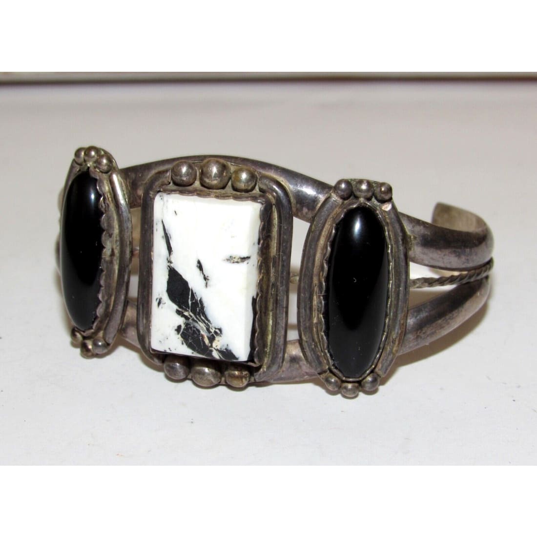 VTG Navajo White Buffalo & Onyx Statement Cuff Bracelet 