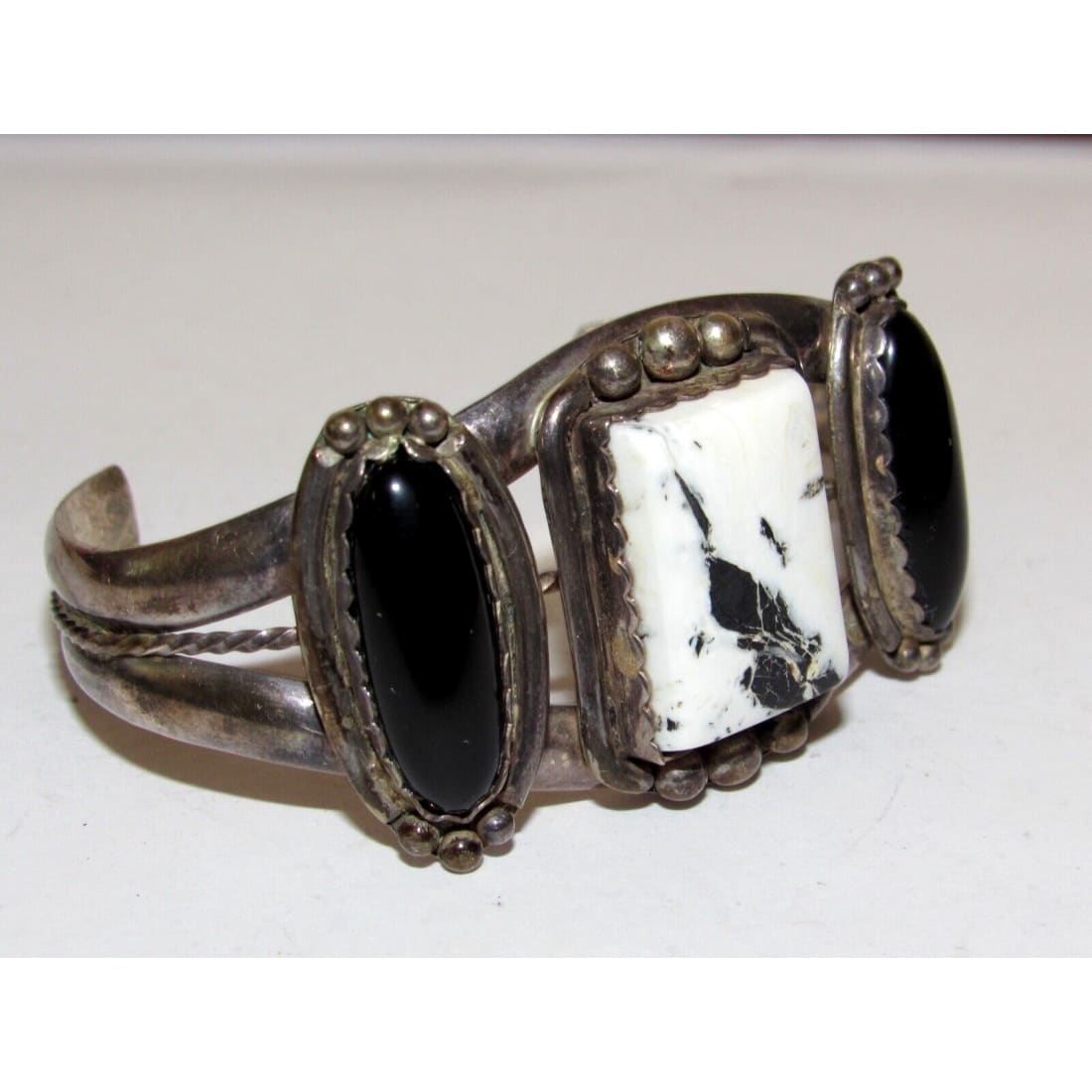 VTG Navajo White Buffalo & Onyx Statement Cuff Bracelet 