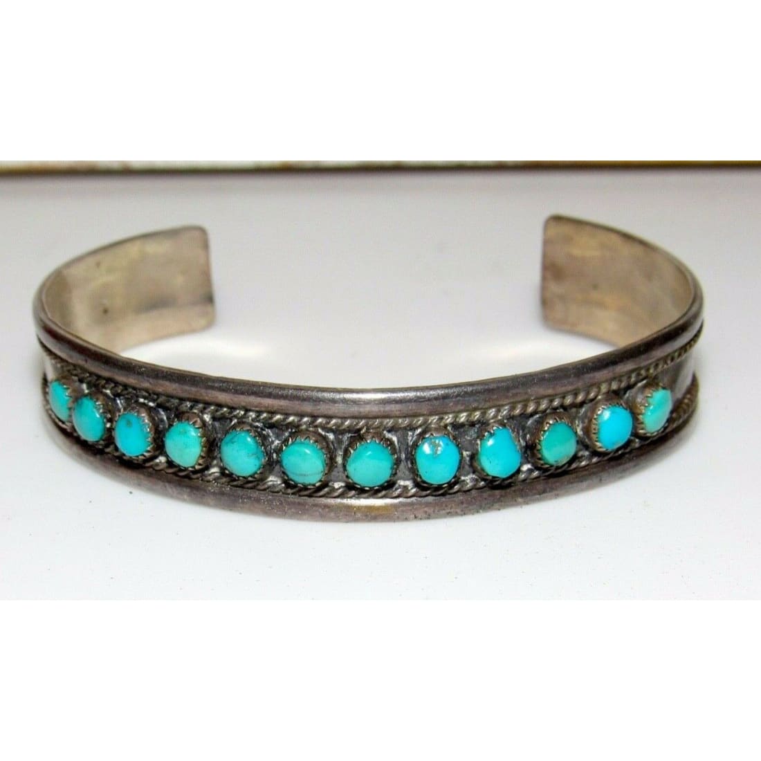 VTG Zuni Snake Eye Turquoise Cuff Bracelet Sterling Silver 