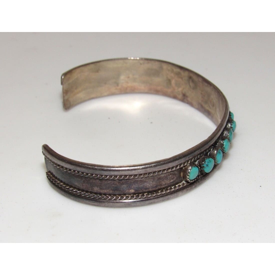 VTG Zuni Snake Eye Turquoise Cuff Bracelet Sterling Silver 